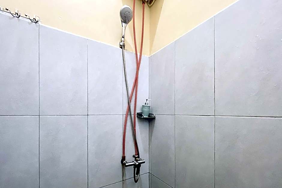 RedDoorz @ Sonya Homestay Tebing Tinggi