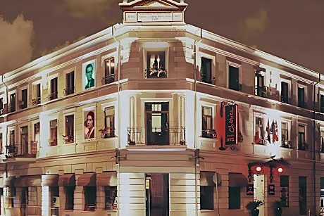 Premium King Room - Non-Smoking