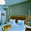 Adriani Hotel