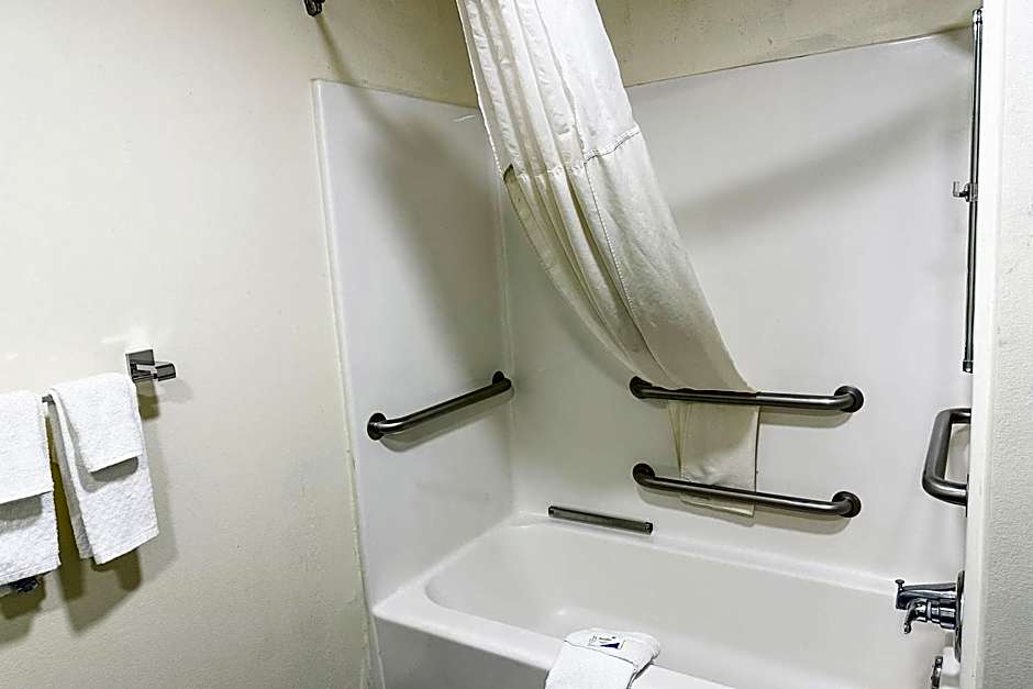OYO Hotel Rome West GA