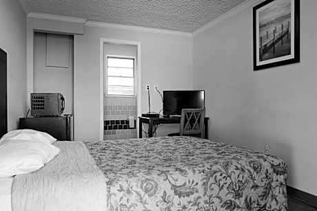 Basic Single Room