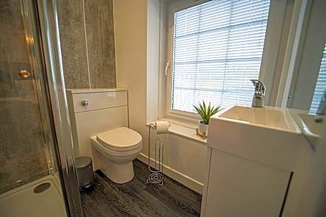 Apartment - Split Level