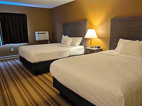 2 Queen Beds Accessible Room
