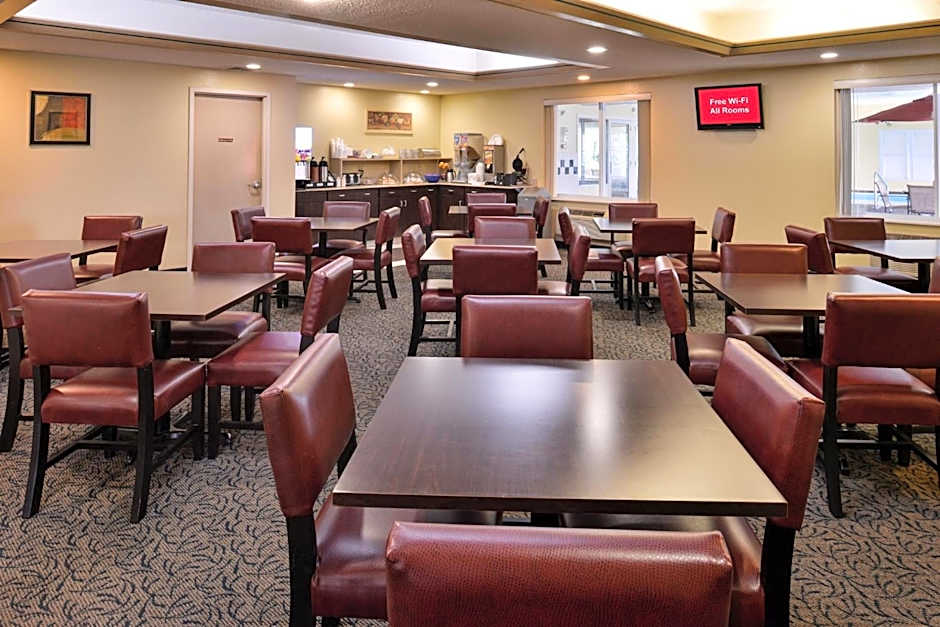 Red Roof Inn Sandusky - Milan