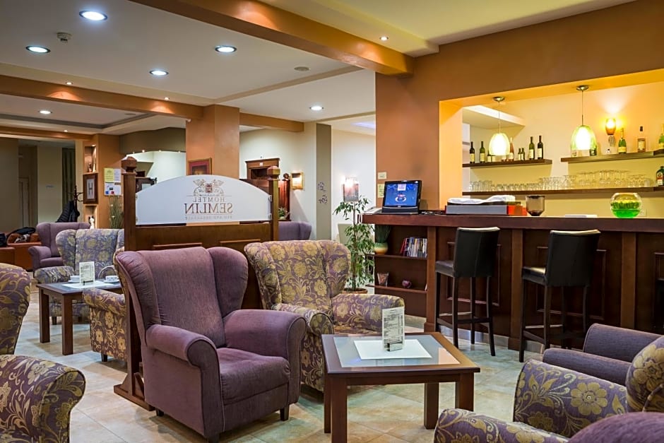 Garni Hotel Semlin B&B