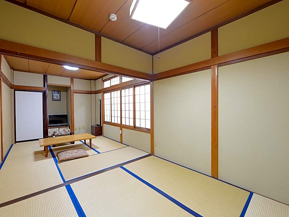 Ryokan Asahikan Hotel