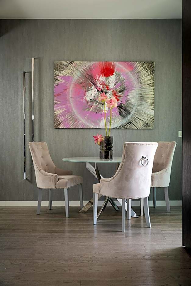 The Promenade Luxury Wellness Hotel