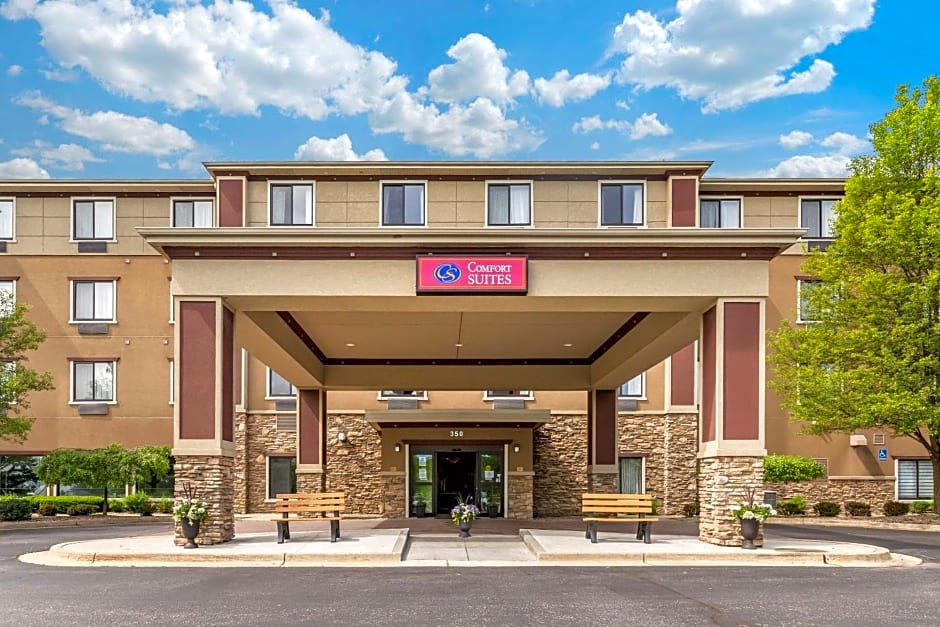 Comfort Suites Grand Rapids North