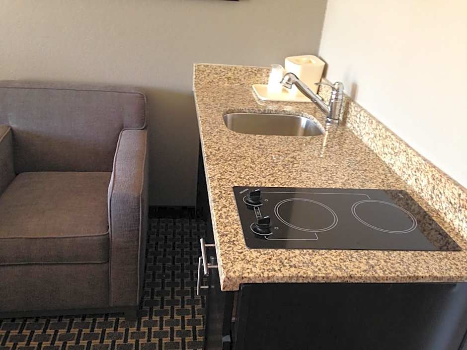 Scottish Inn & Suites Cotulla, TX