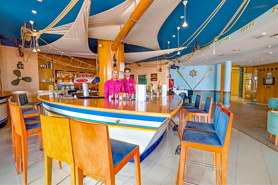 SBH Crystal Beach Hotel & Suites