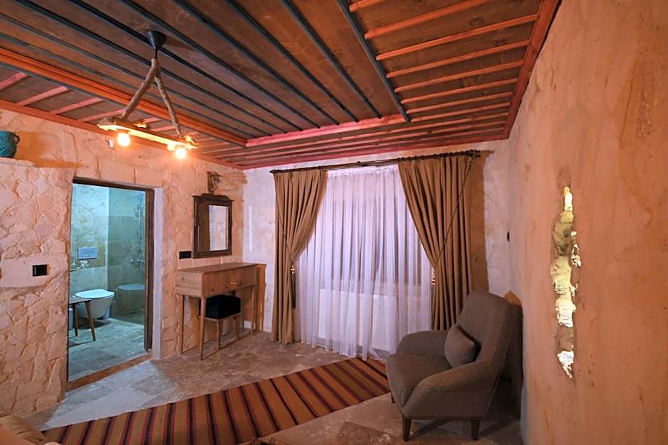 Stone Owl Otel & Restaurant