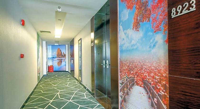 Calvin Hotel