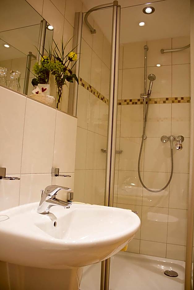 Hotel Restaurant Zur Neroburg