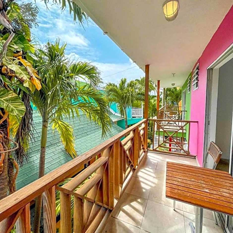 Hotel Cocoplum Beach