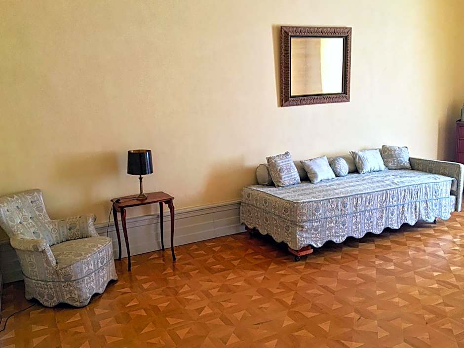 Károlyi Kastély Hotel & Restaurant