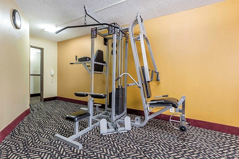 Quality Inn & Suites Bloomington University Area