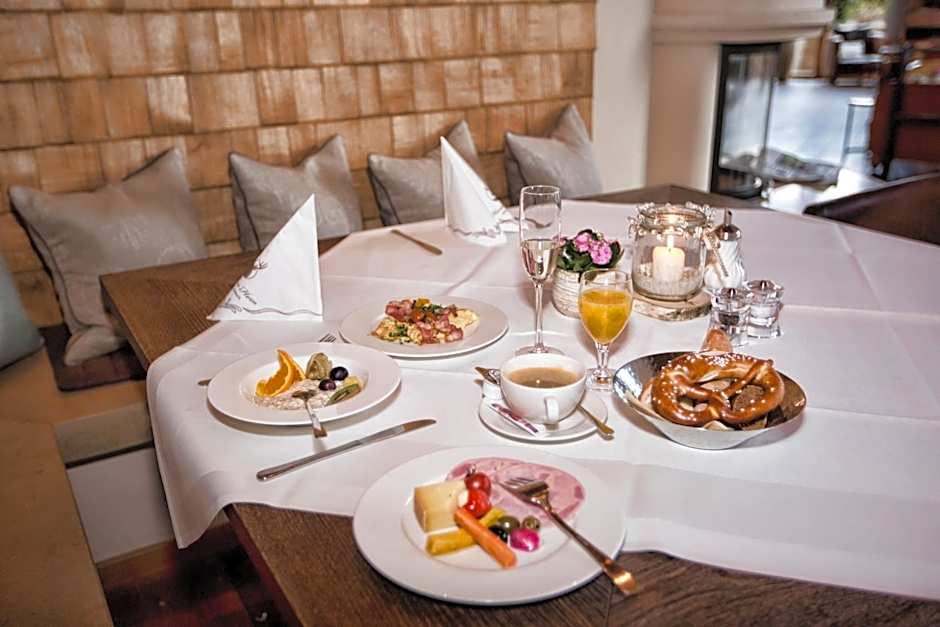 Historisches Gasthaus Hotel Hirschen Horn