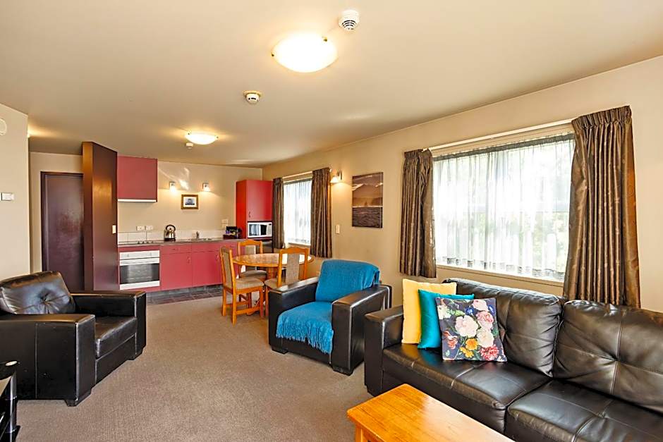 Balmoral Lodge Motel