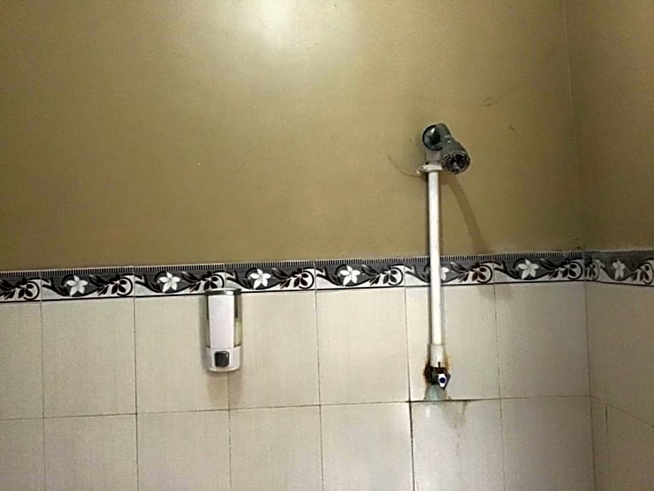 OYO 90520 Kuta Family Guest House