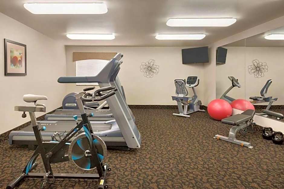 Travelodge by Wyndham Santa Teresa