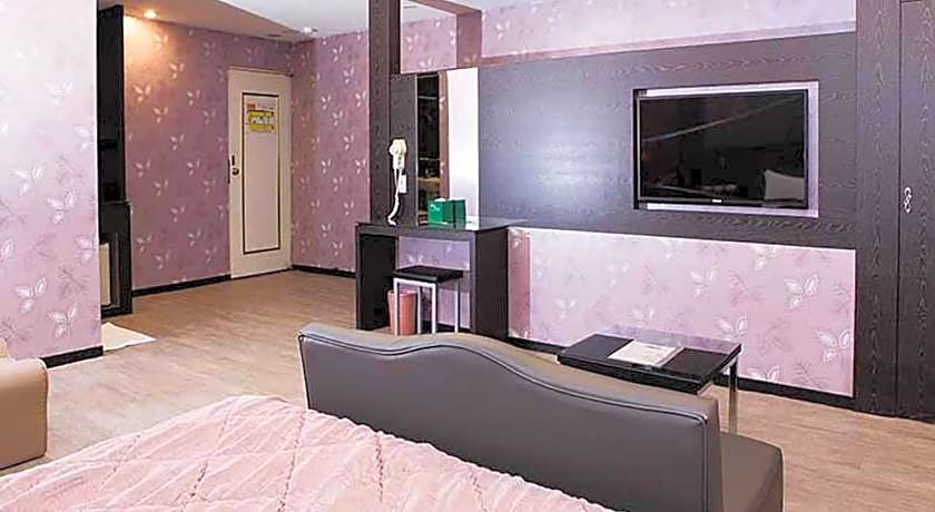 Midi Motel Ping Tung Branch