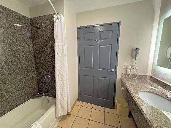 Quality Inn & Suites Houma