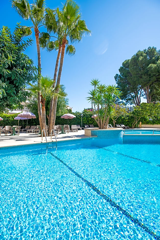 FLOR Los Almendros Apartamentos