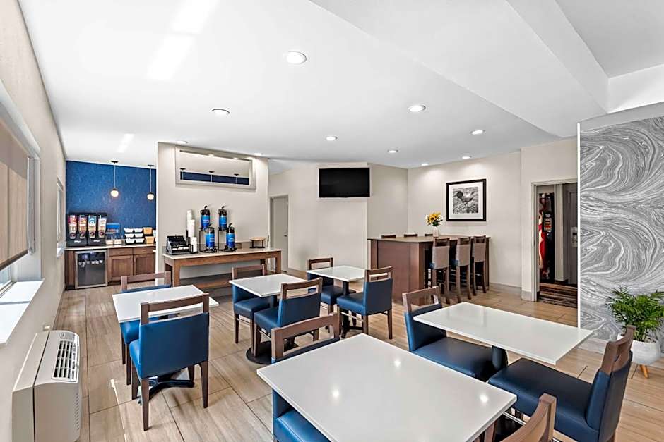 Best Western Ottumwa Inn & Suites