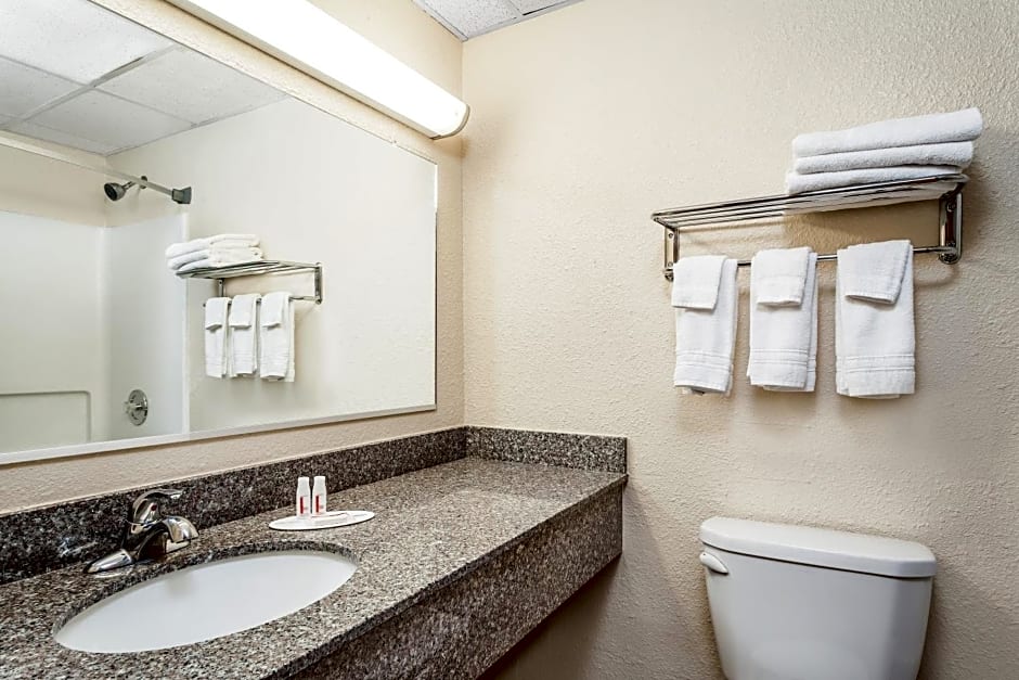 Super 8 by Wyndham Oneonta/Cooperstown