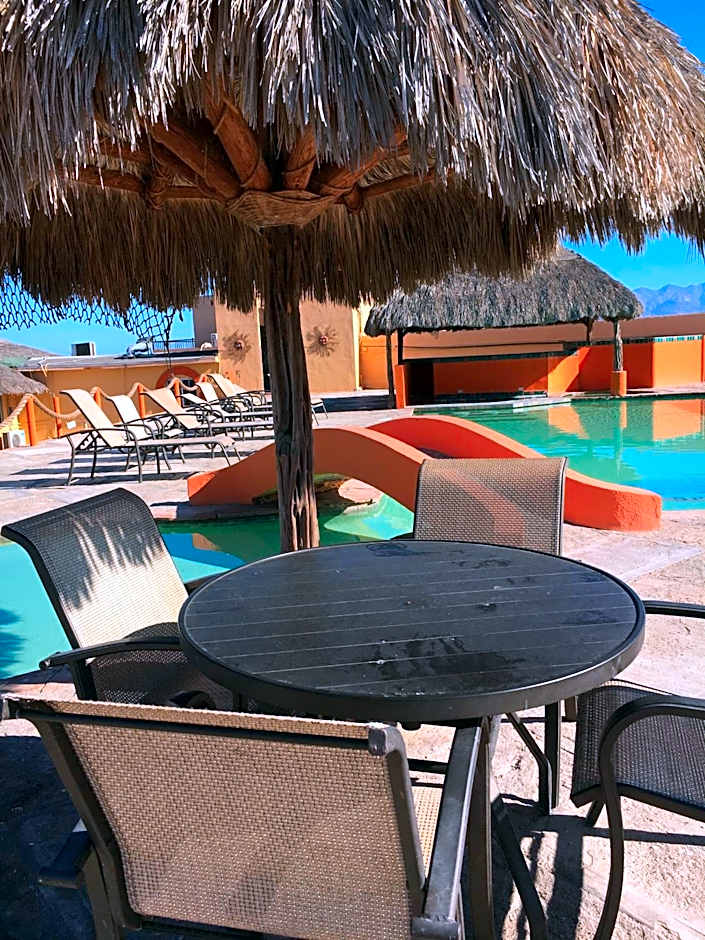 Los Vientos Hotel