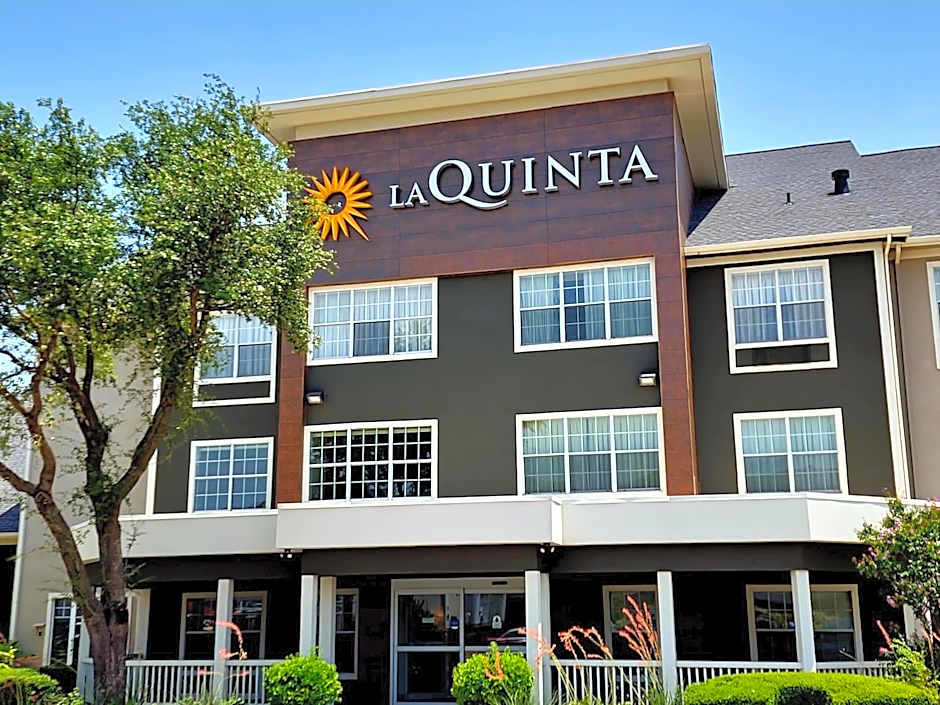 La Quinta Inn & Suites by Wyndham Rockwall