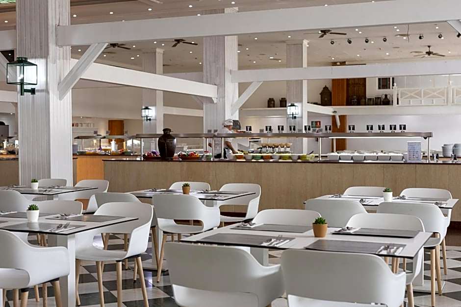 Blue Sea Costa Bastian