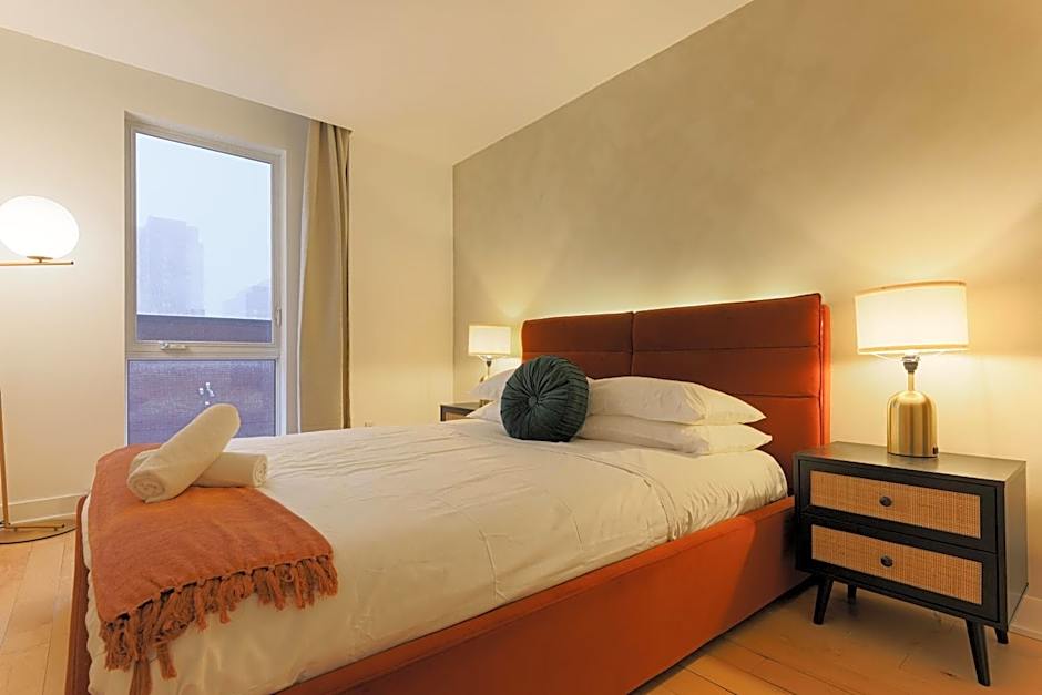 Rozenhaus Montreal Hotel