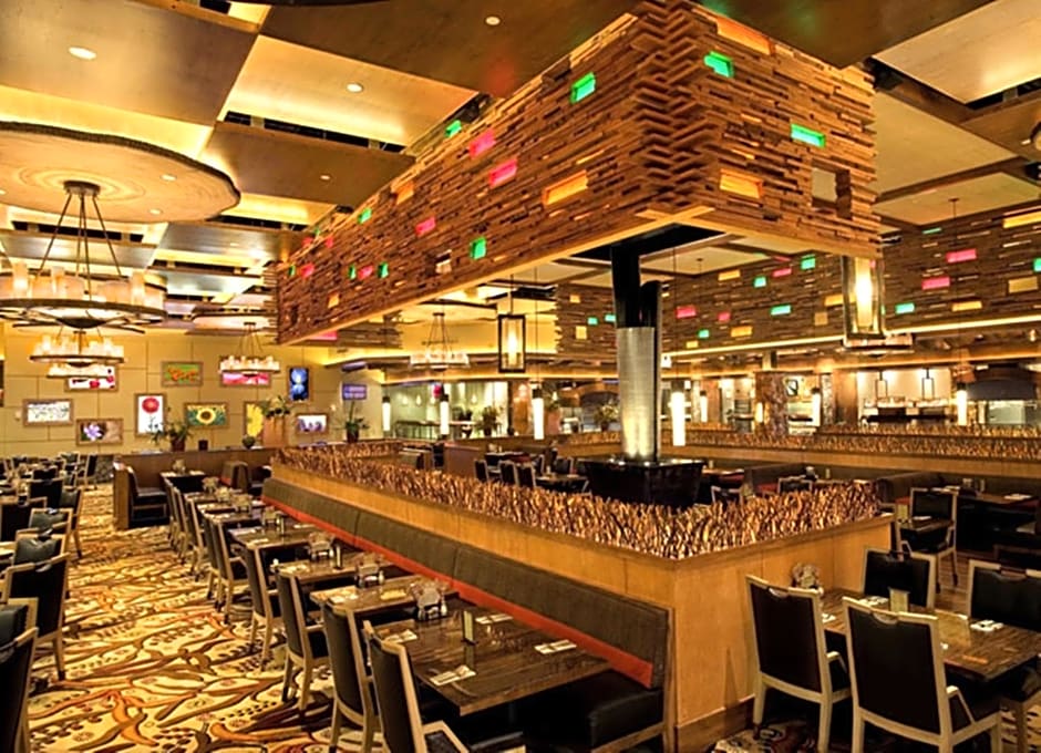 Silverton Casino Lodge - Newly Renovated