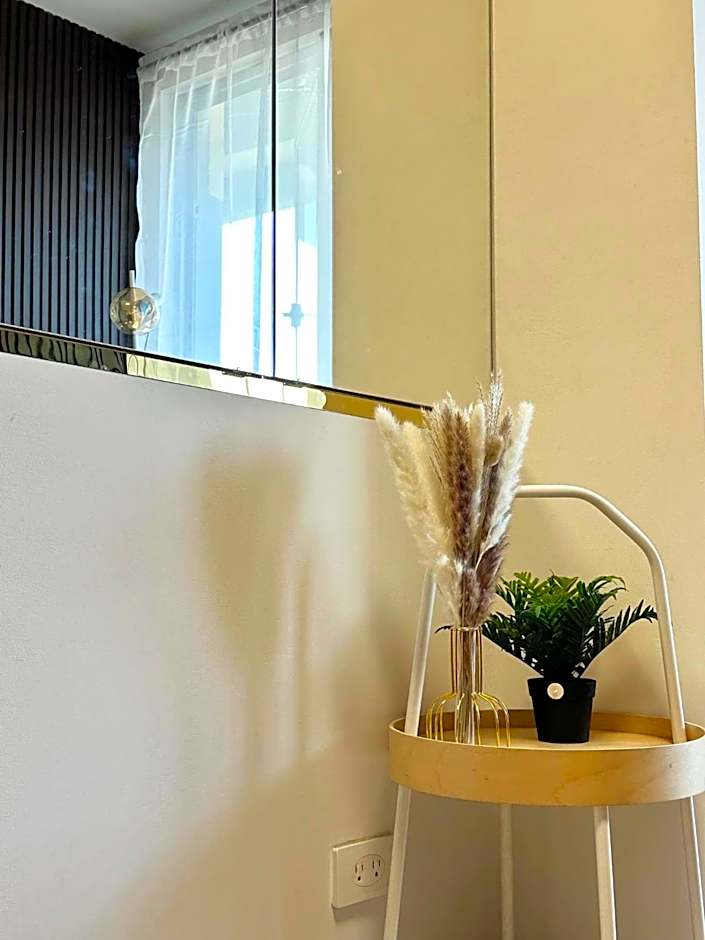 Mall of Asia MOA S Residences , IKEA Pasay , NAIA Airport , Manila Bay