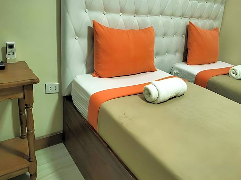 Candice Lucy Hotel Caticlan