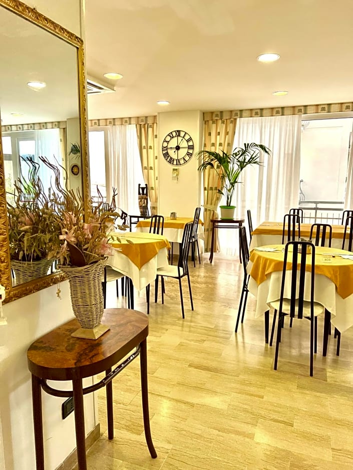 Hotel B&B Montecarlo