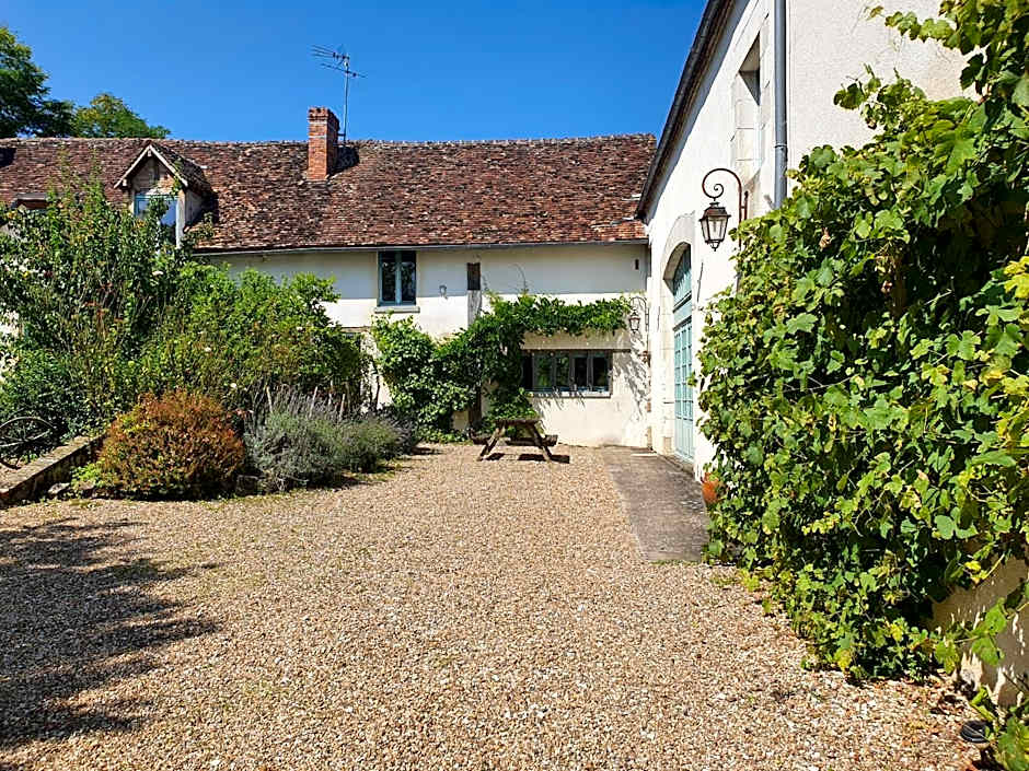 Ferme équestre & Chambres d'hôtes Gateau Stables proche Guédelon