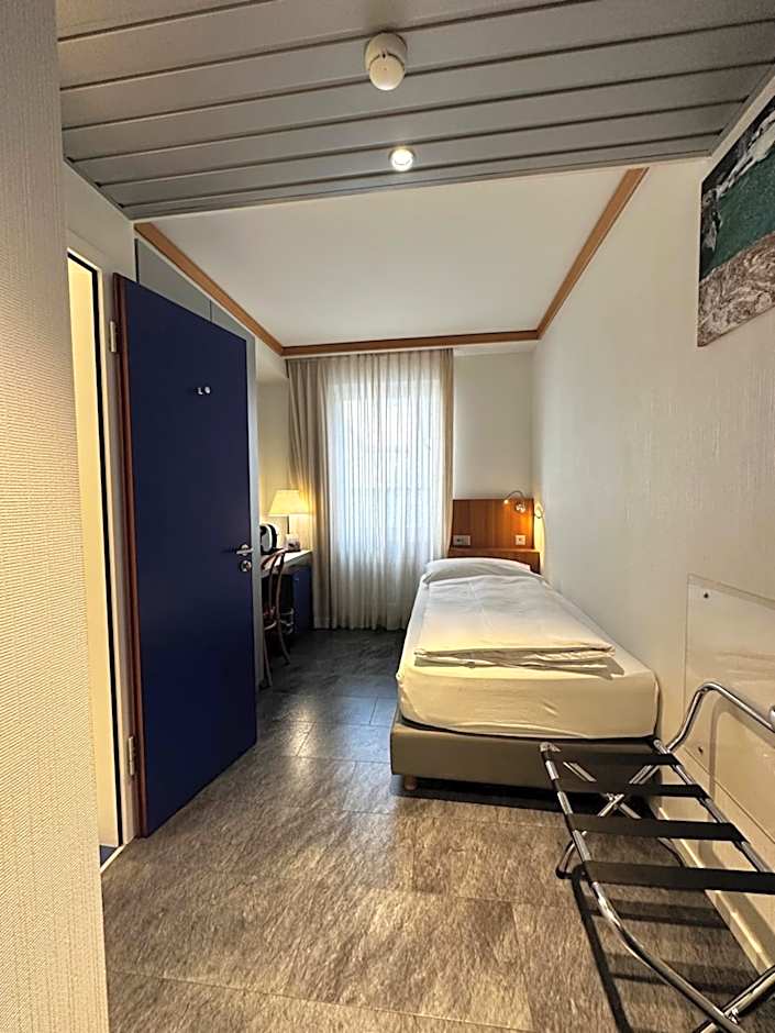 Albergo Carcani by Ketty & Tommy