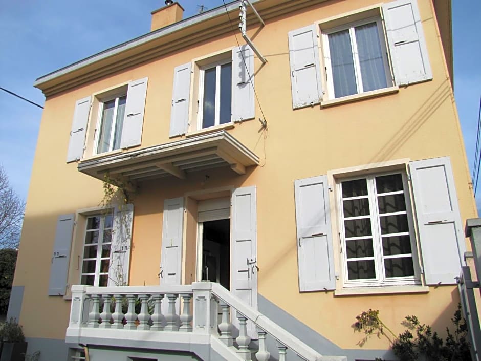 Chambres d'Hôtes Les Muriers