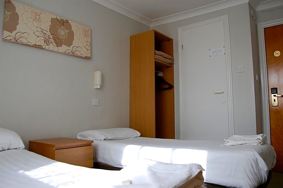 Lords Hotel