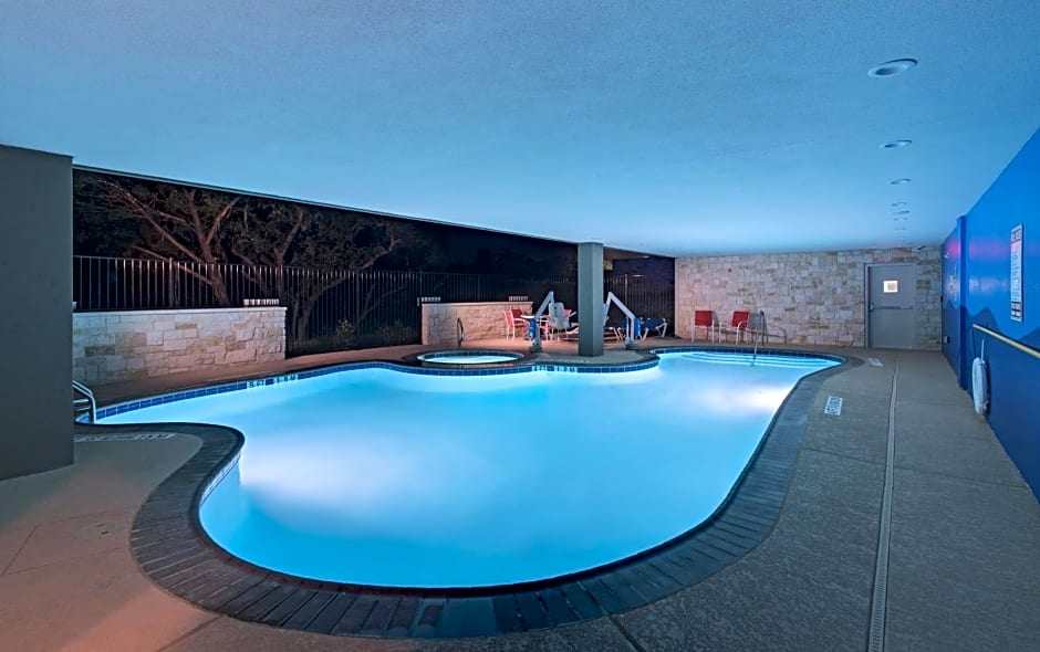 Holiday Inn Express & Suites Austin NW - Four Points, an IHG Hotel