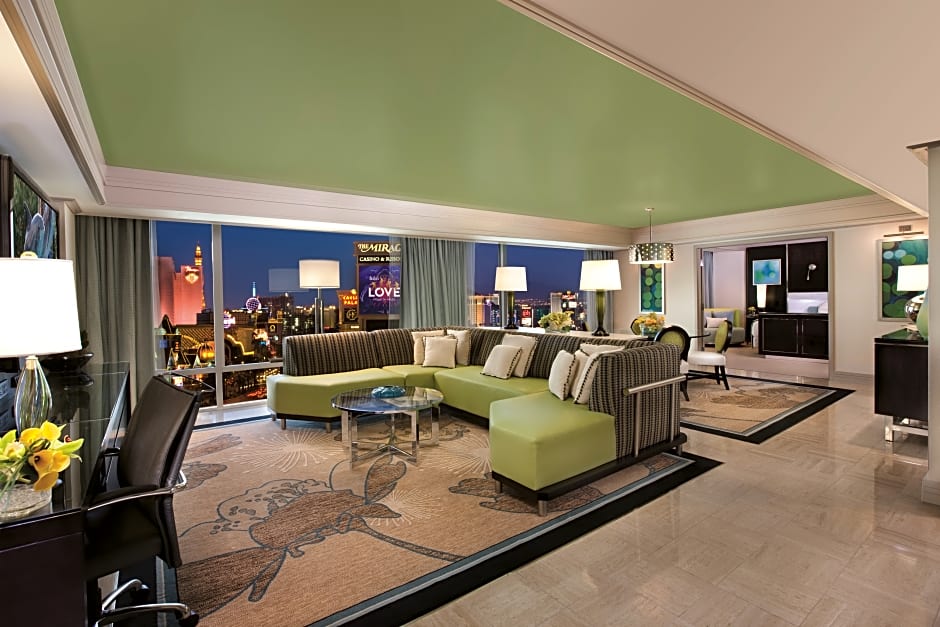 The Mirage Hotel And Casino Las Vegas Las Vegas Hotels Nv At Getaroom