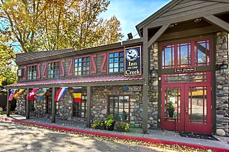 Inn on The Creek
