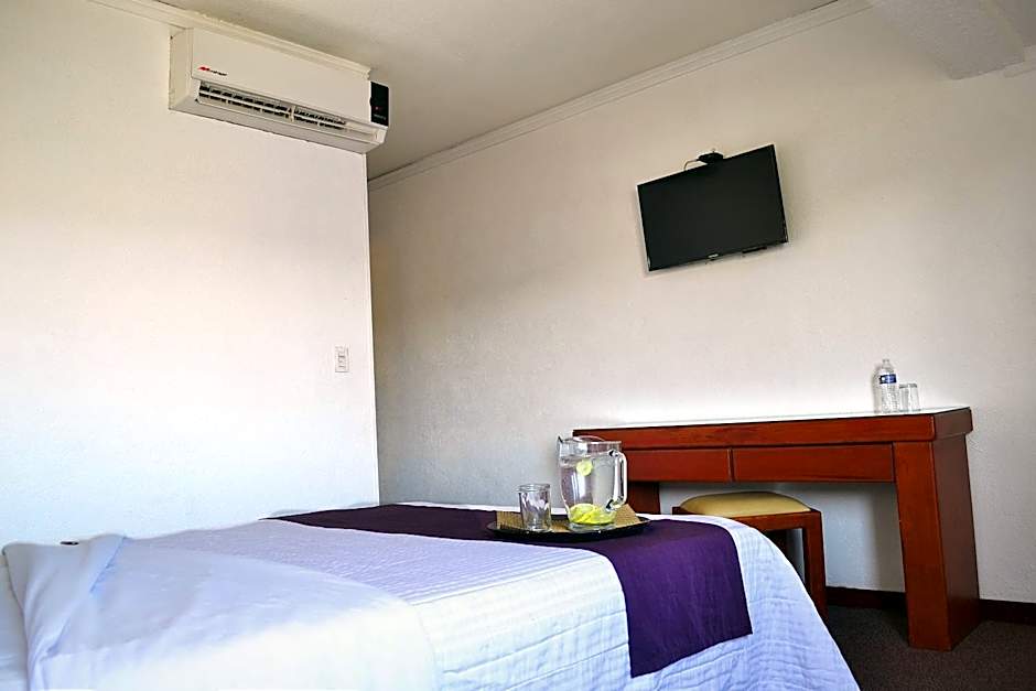 Hotel Campestre Inn