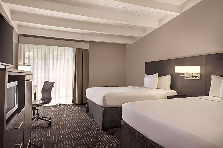 Country Inn & Suites by Radisson, Woodbury, MN