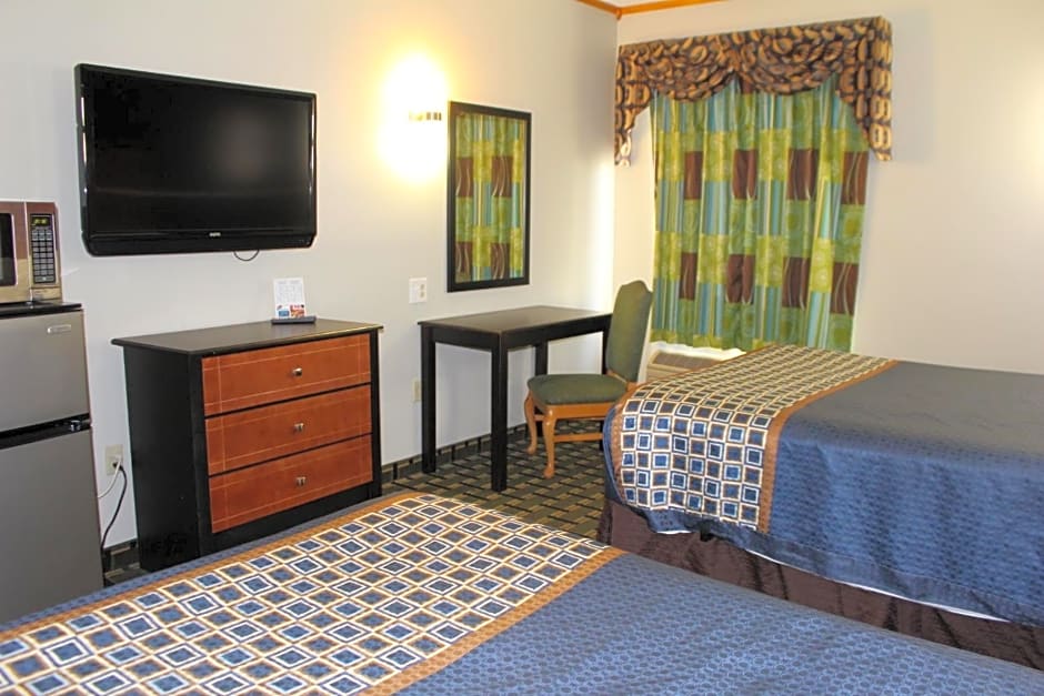 Home Gate Inn & Suites