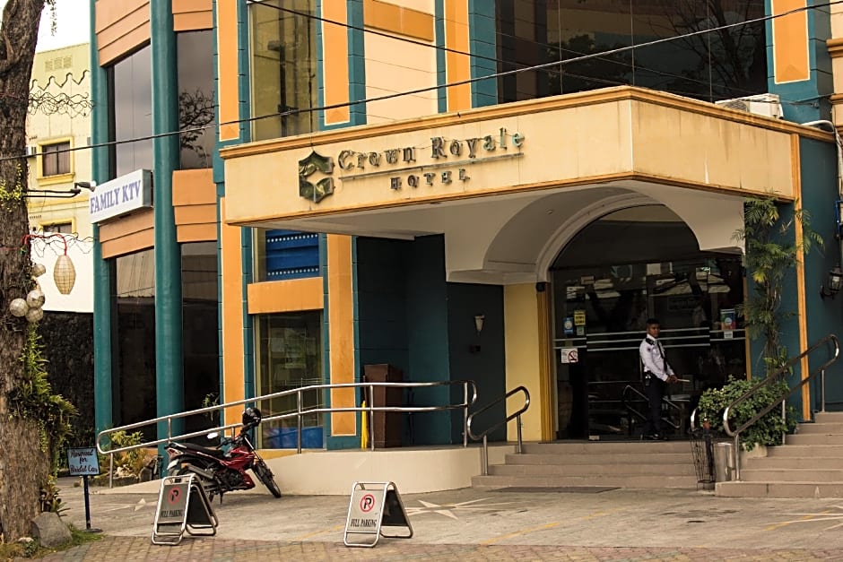 Crown Royale Hotel