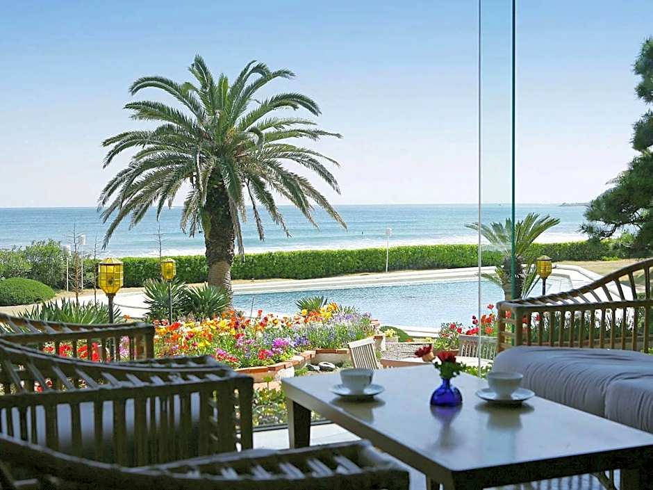 Kamogawa Grand Hotel