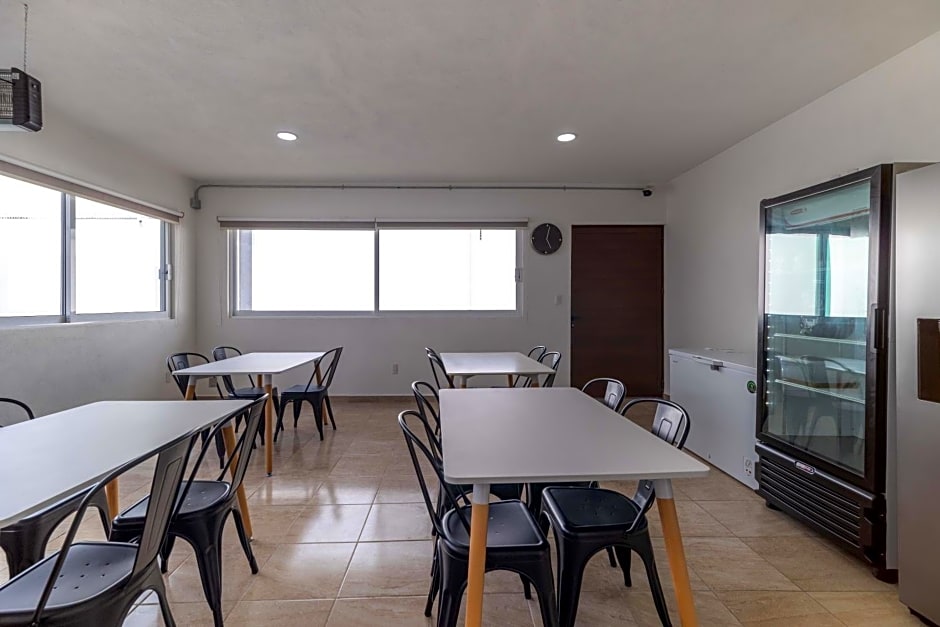HostPal Villa Penuelas Queretaro